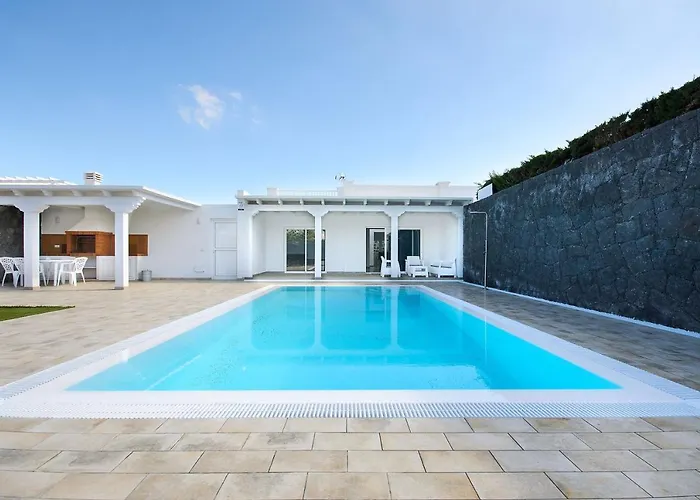 Casa Mercedes * ヤイサ